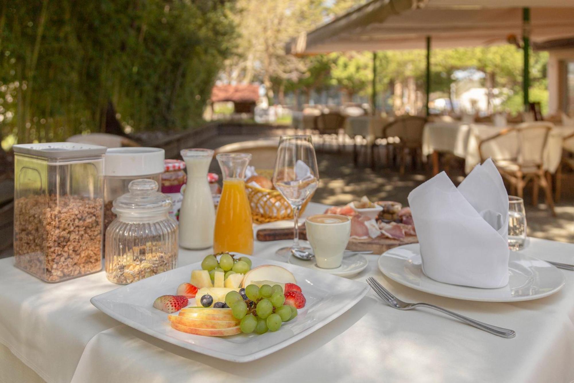 Restaurant Bric Dekani المظهر الخارجي الصورة