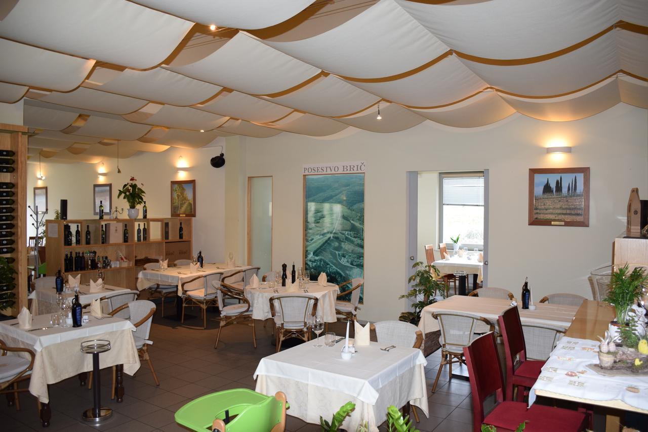 Restaurant Bric Dekani المظهر الخارجي الصورة